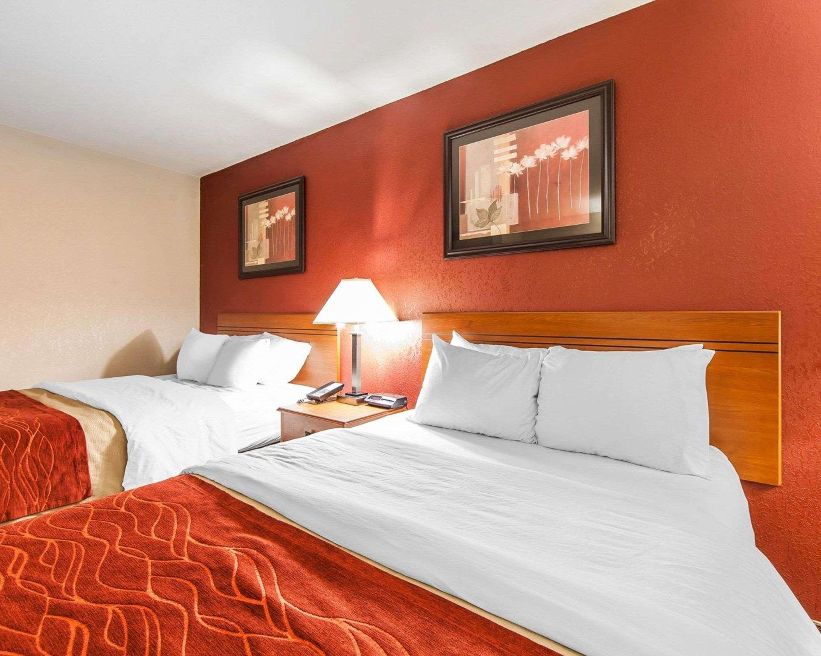Quality Inn Seaman Buitenkant foto