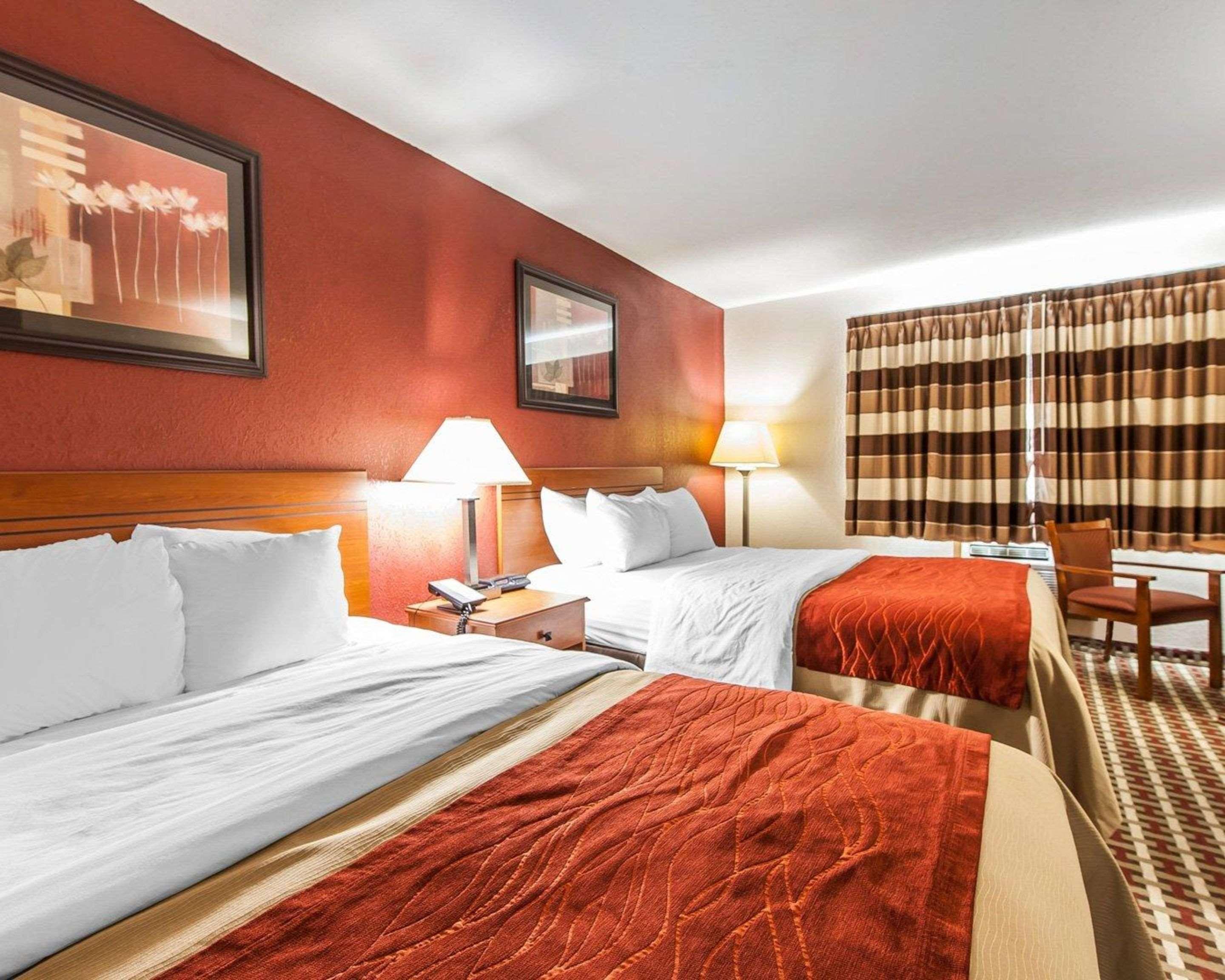 Quality Inn Seaman Buitenkant foto