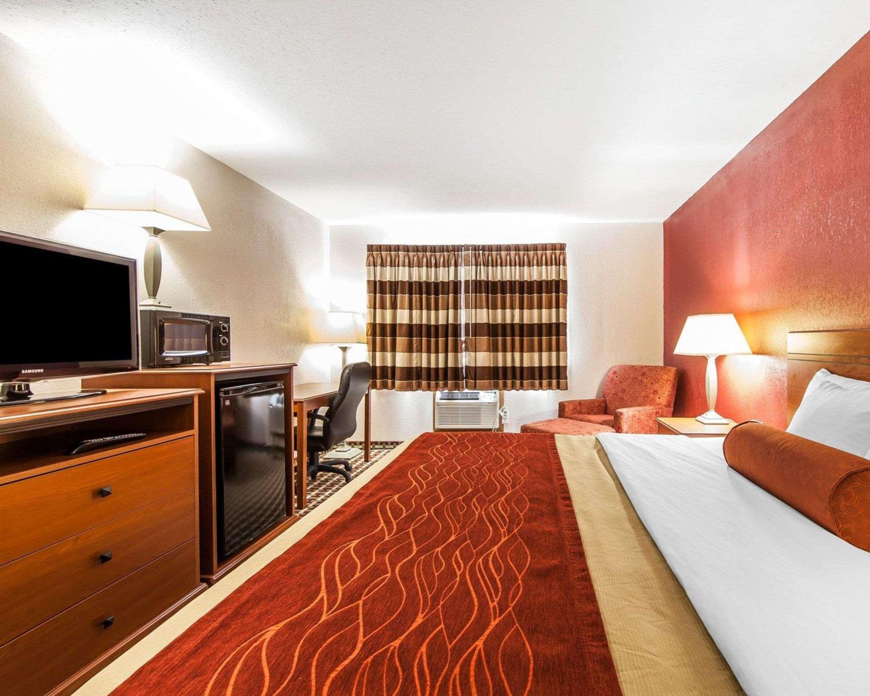 Quality Inn Seaman Buitenkant foto