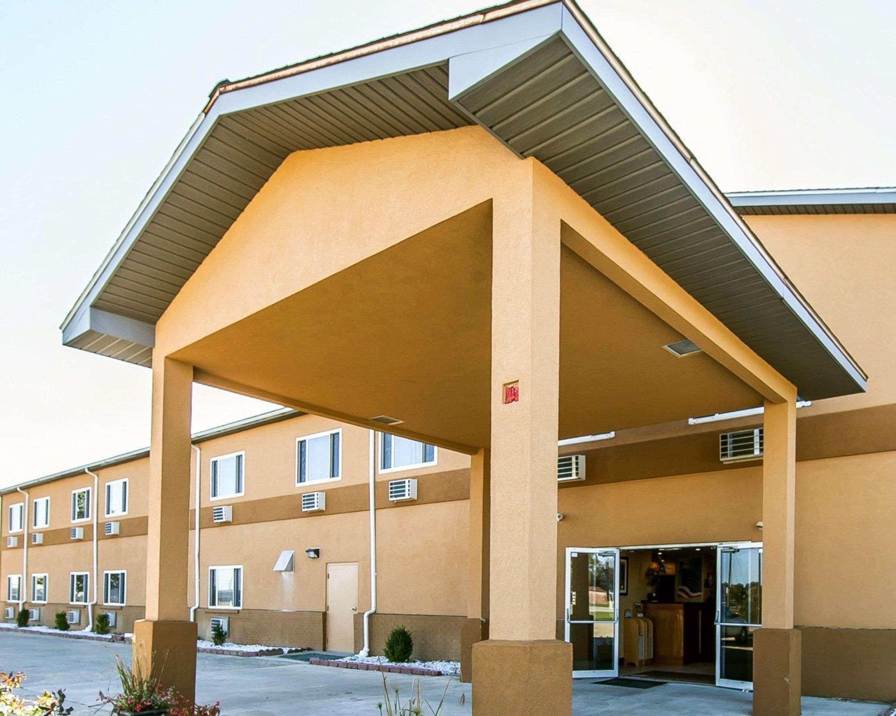 Quality Inn Seaman Buitenkant foto