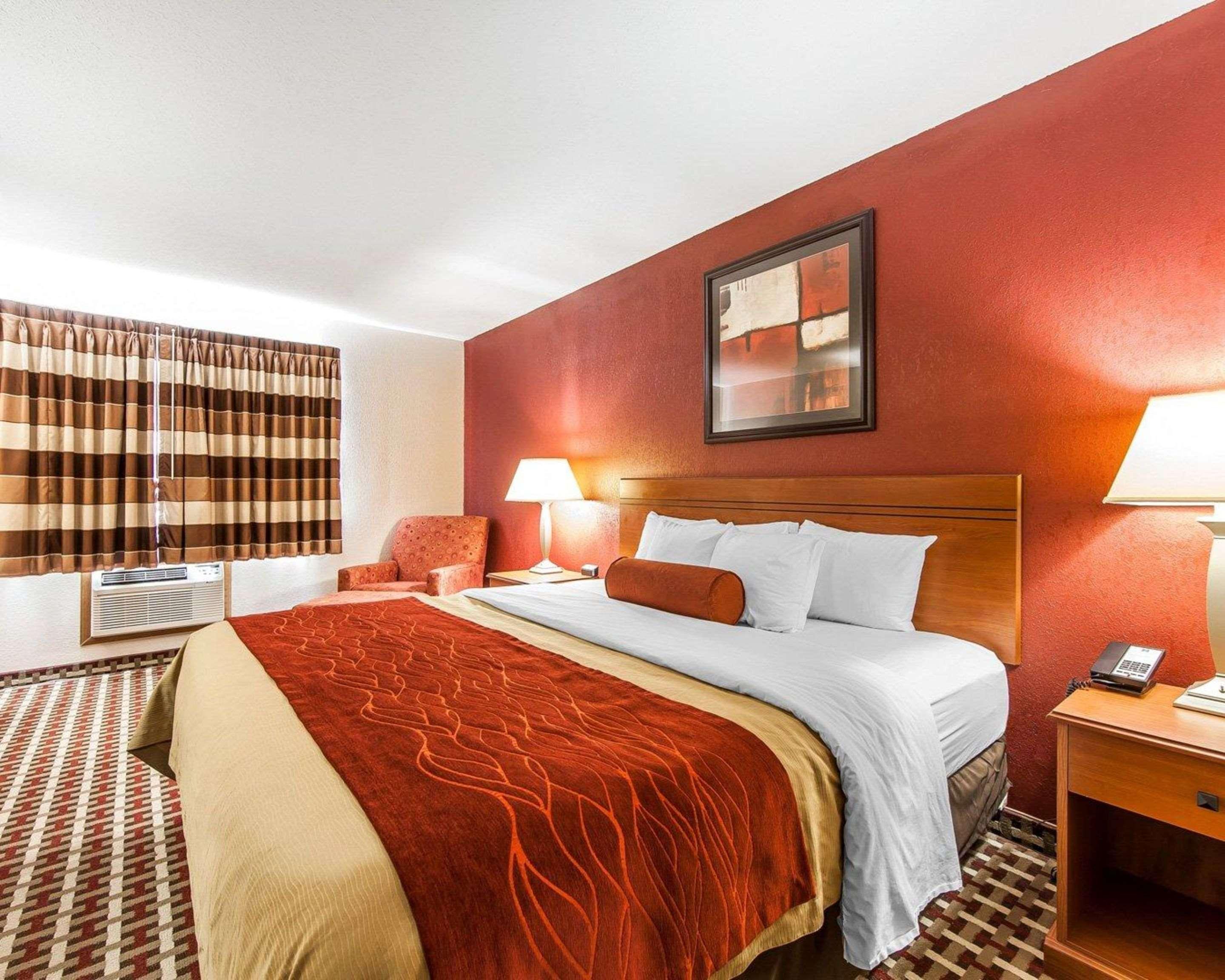 Quality Inn Seaman Buitenkant foto