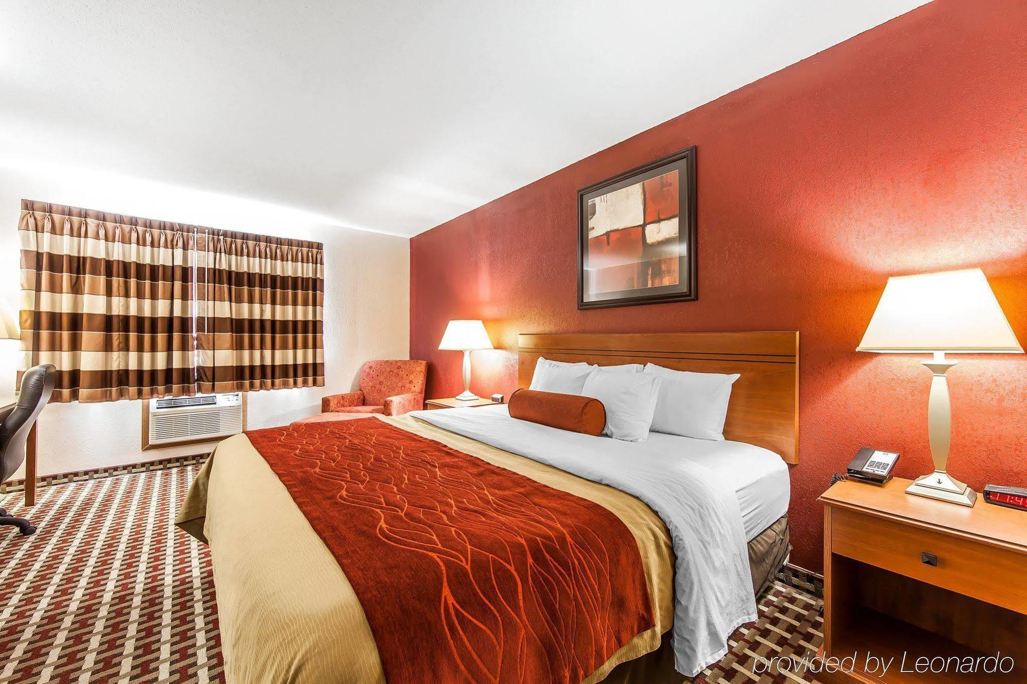 Quality Inn Seaman Buitenkant foto