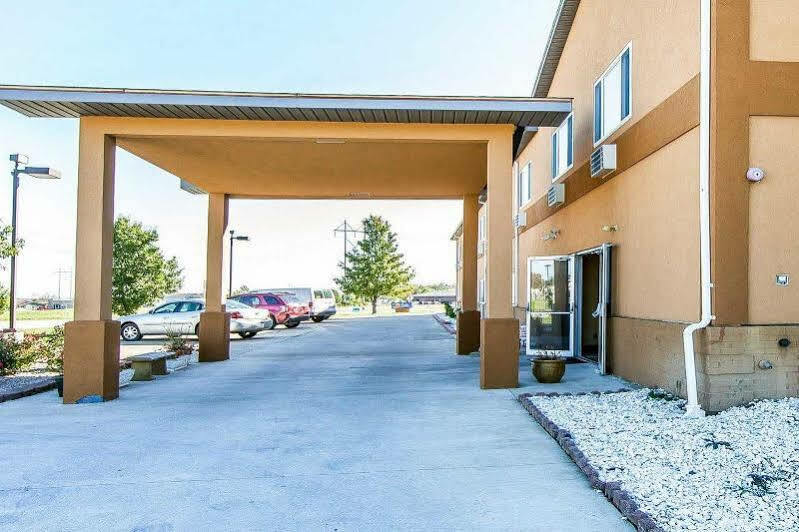 Quality Inn Seaman Buitenkant foto